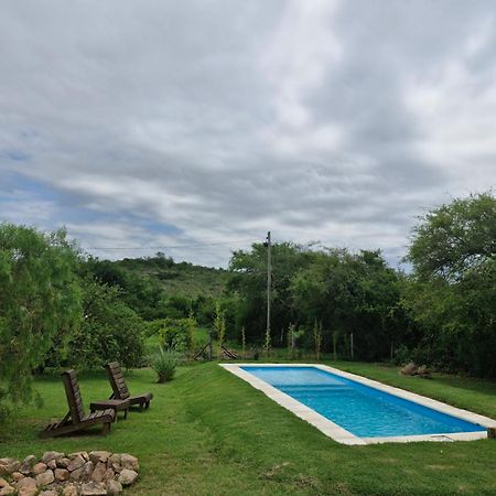 El Rincon De Jose Luis - Cabanas Y Restaurante Tanti Bagian luar foto