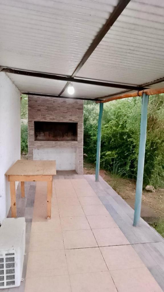 El Rincon De Jose Luis - Cabanas Y Restaurante Tanti Bagian luar foto