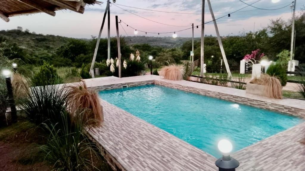 El Rincon De Jose Luis - Cabanas Y Restaurante Tanti Bagian luar foto