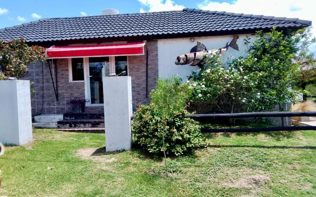 El Rincon De Jose Luis - Cabanas Y Restaurante Tanti Bagian luar foto